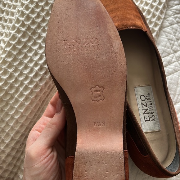 NWOB Enzo Angiolini Brown Suede Loafers - Picture 3 of 6